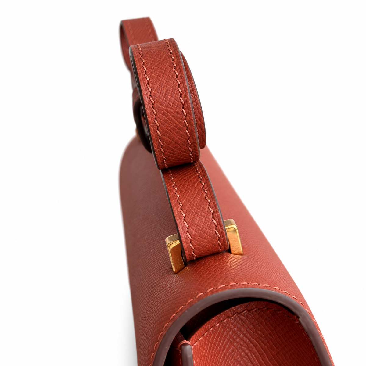 Hermès 26cm Crossbody Bag – For the New Mum Coming Back to Herself