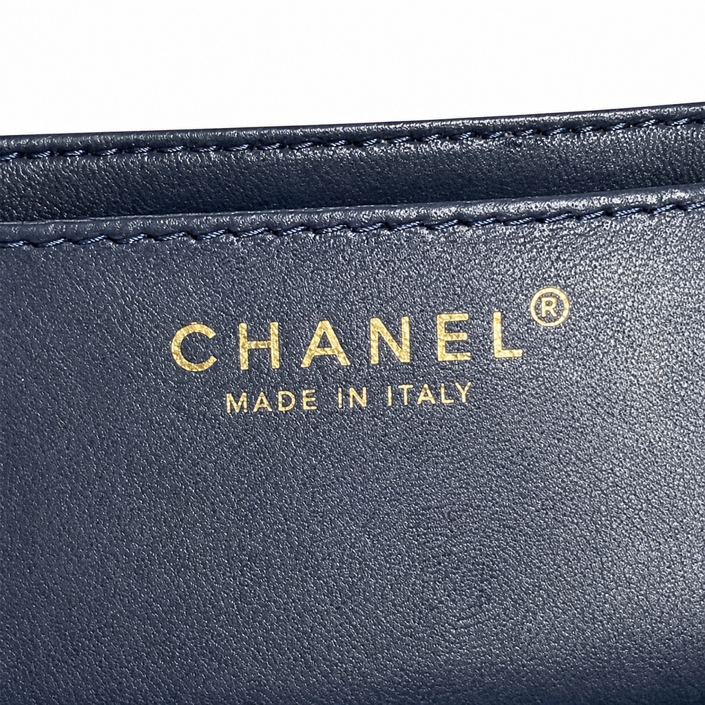 Chanel Classic Quilted Flap Bag Black Lambskin | Gold CC Turn-Lock — 22cm