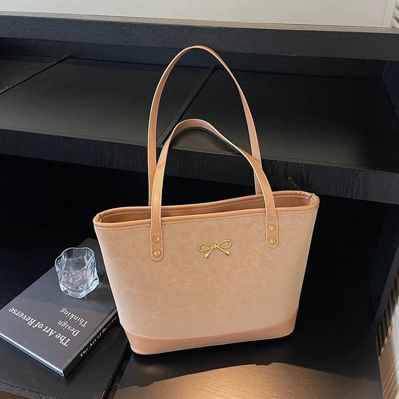 Trendy Women's Structured Handbag | Fashion-Forward Tote Bag 27×15×9cm
